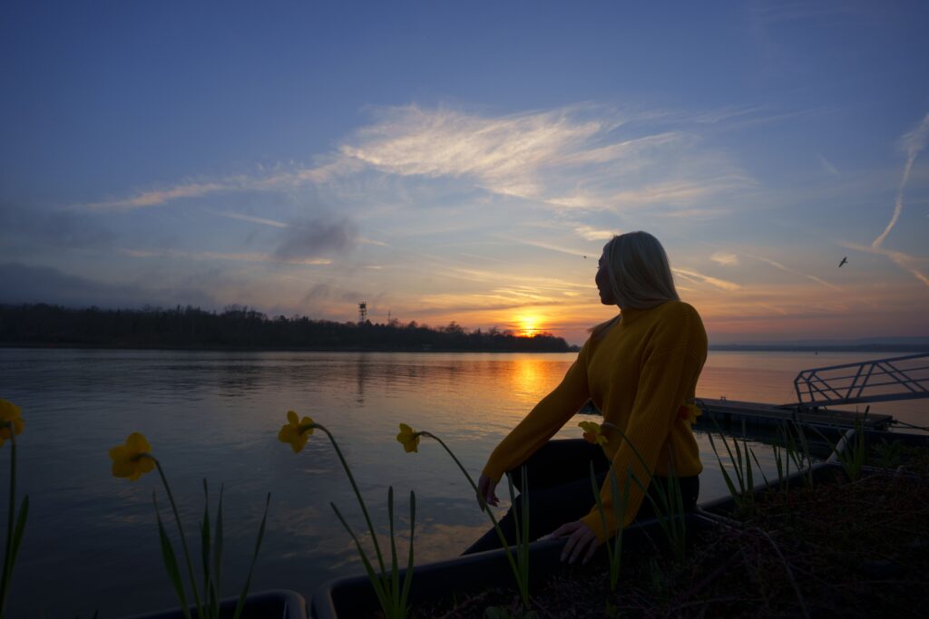 Discover the Healing Power of Reiki: Transform Your First Session